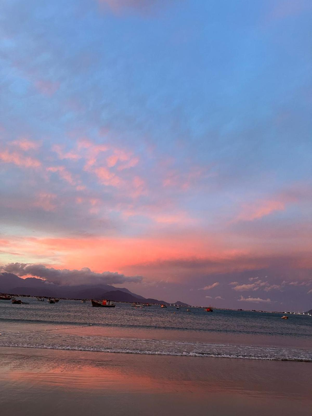 Pousada Paraiso Ap Proximo Ao Centro Da Praia De Baixo Lägenhet Palhoça Exteriör bild